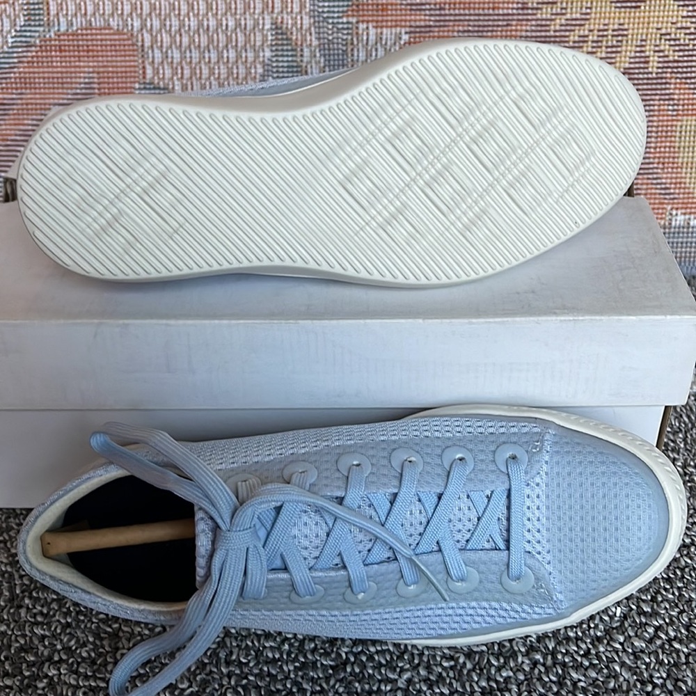 Converse WMNS 156650C
CTAS MODERN OX Chuck Taylor All Star 
PORPOISE/EGRET/EGRET - Picture 4 of 16